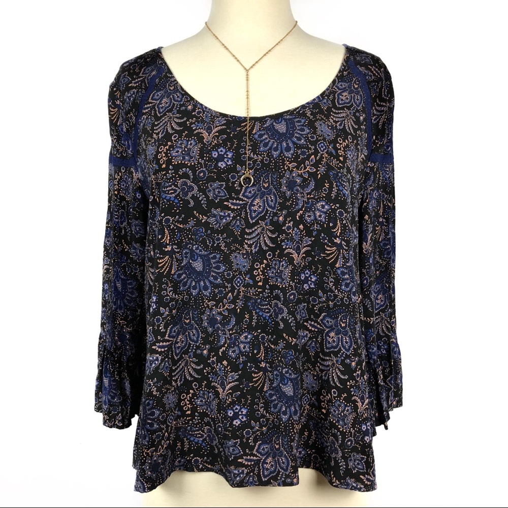 Francesca’s Boho Paisley Print Bell Sleeve Blouse